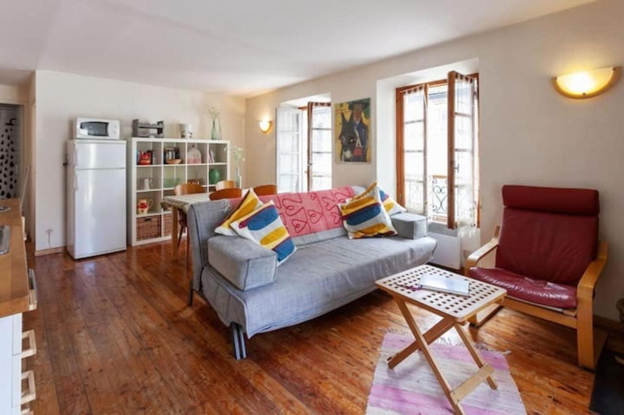 Sunny 1-Bed Apartment In Lovely Mountain Village La Brigue Buitenkant foto