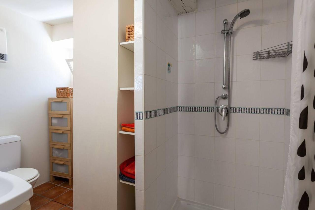 Sunny 1-Bed Apartment In Lovely Mountain Village La Brigue Buitenkant foto